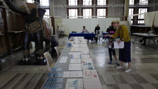 Министерството на вътрешните работи на Франция съобщи че избирателната активност