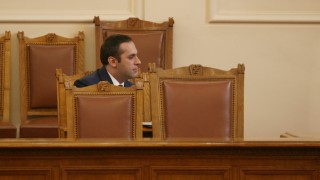 Отлагат с шест месеца Закона за горивата