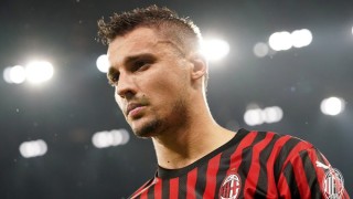 Халфът на Милан Раде Крунич ще бъде извън игра за