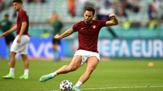 Турският национал Хакан Чалханоолу със сигурност ще смени Милан с