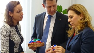 Вицепремиерът по икономическата и демографската политика Марияна Николова започна поредица