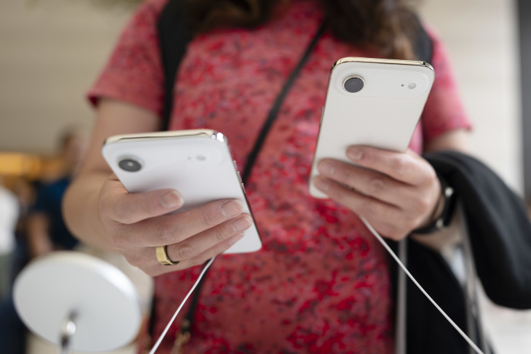 Скоро ще видим още по-тънък iPhone