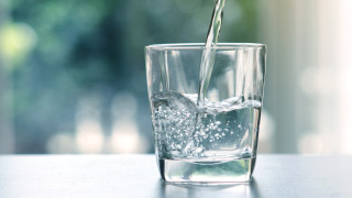 Пиенето на вода е изключително важно за нормалното функциониране на