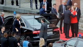 Френският президент Еманюел Макрон заяви че е решен да ангажира