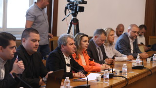 Психологически спокойна среща за ИТН и БСП С такъв коментар