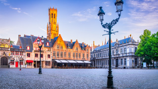 Градските власти в белгийския град Брюж отправиха отчаян апел към туристите