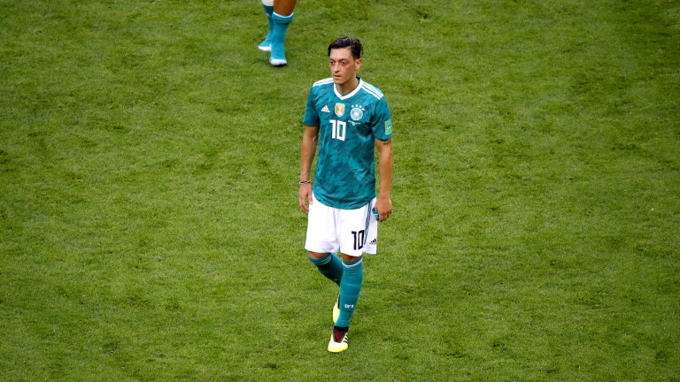 Месут Йозил прекрати кариерата си в германския национален отбор