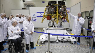 Израел изпраща кораб на Луната през 2019 г.
