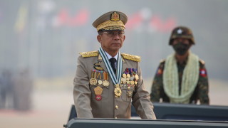 Бившият лидер на военната хунта на Мианмар Мин Аун Хлаинг