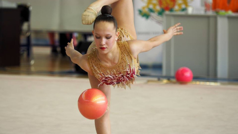 Страхотно начало за България на Европейското първенство по художествена гимнастика