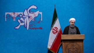 Рохани ще се бори за втори мандат на президентския вот в Иран