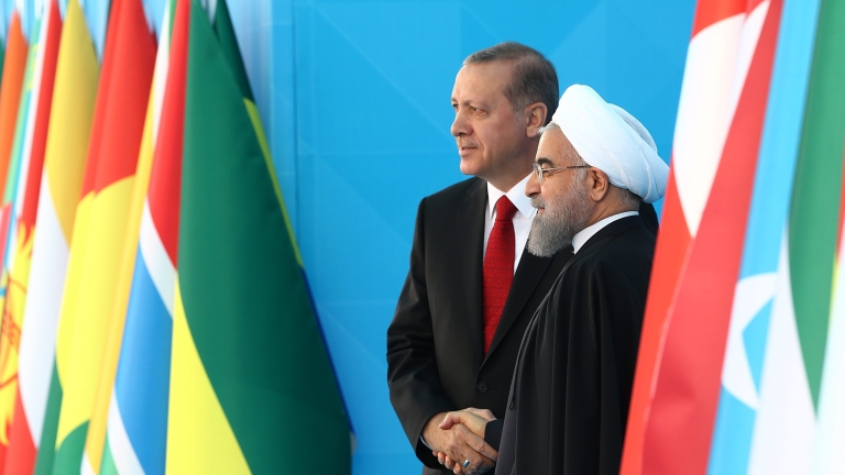 Ердоган обединява ислямския свят срещу тероризма, зове да не се делят на шиити и сунити