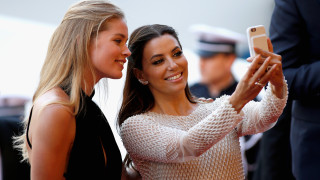 Социалните мрежи постепенно се превърнаха в основния източник на информация