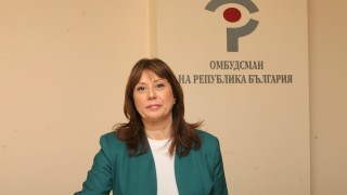 Омбудсманът Велислава Делчева много ясно се дистанцира от потенциално заемане