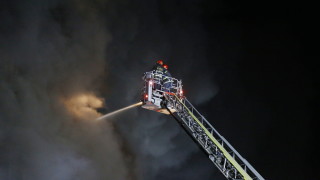 Голям пожар избухна северно от Атина вчера Унищожени са били