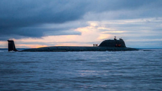 Атомна подводница с успешна стрелба в Русия