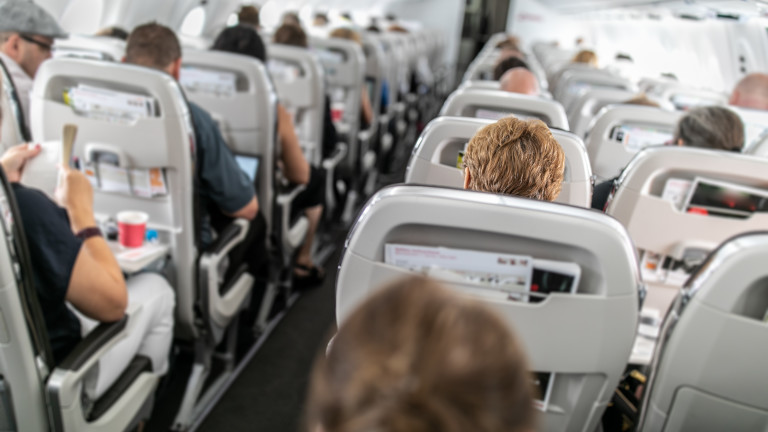 Смяната на места в самолета може да бъде опасна