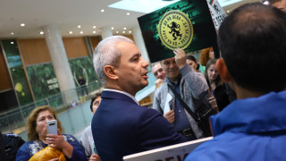 Възраждане дадоха изявление в Народното събрание след като част от депутатите