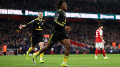 Ас на Юнайтед се контузи за почти три месеца