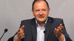 Михаил Миков: Криза няма, имаме имитация на криза
