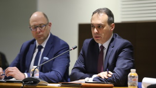 Решението за помощ на Украйна зависи от Народното събрание а