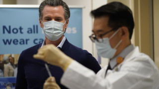 Болниците се пълнят толкова бързо в Калифорния че властите разгръщат