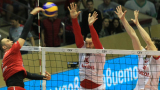 Волейболистите на Нефтохимик загубиха драматично с 2 3 гейма от полския