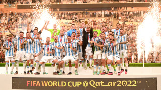 Ден преди финала на Световното първенство по футбол много фенове