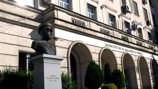 Министерството на младежта и спорта започва проверка на изпълнението на