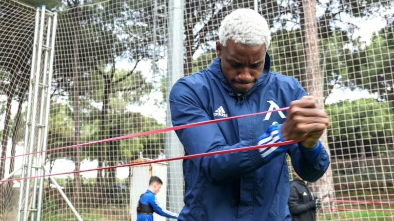 Хосе Кордоба напусна тренировката на Левски