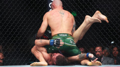 Алекс Волкановски остава крал на категория "перо"