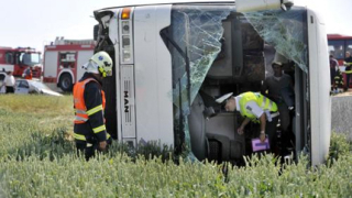 16 ранени при автобусна катастрофа в Чехия