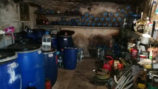 Митничари задържаха близо 4 т нелегален алкохол след проверка на