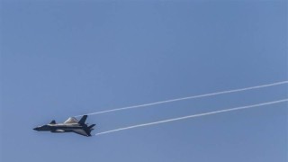 Китай съобщи днес че е изпратил изтребители за да наблюдават