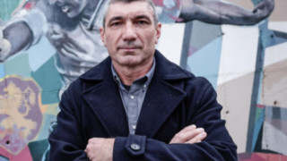 Броени дни след назначението си за селекционер на женския национален