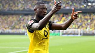 Нападателят на Борусия Дортмунд Серу Гираси е бил предложен на