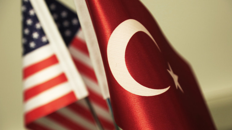 Турция и САЩ преговарят за малки модулни ядрени реактори и енергиен преход