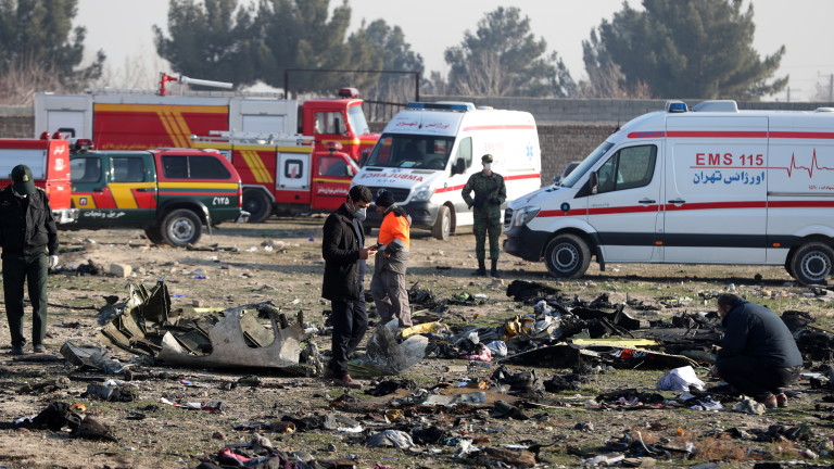 Пет страни с жертви от сваления самолет обсъждат правни действия срещу Иран