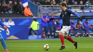 Франция се провали в генералната си репетиция преди старта на