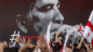 Грузинските власти се съгласиха да преместят експрезидента на страната Михаил