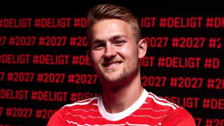 От Байерн Мюнхен обявиха привличането на защитника Матайс де Лихт