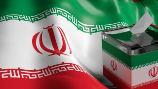 Иранският Съвет на пазителите забрани на хиляди хора да участват