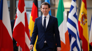 Дясното коалиционно правителство на Австрия което категорично се обявява против