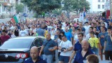 Хиляди се събраха на пореден протест в Асеновград 