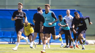 Англичаните са инсталирали специални слънцезащитни щори в хотела на отбора