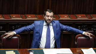 Вицепремиерът и вътрешен министър на Италия Матео Салвини обвини висши