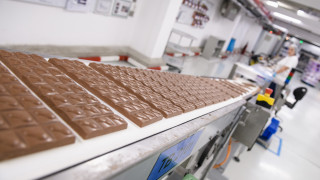 Българската фабрика, която произвежда шоколади за 6 континента