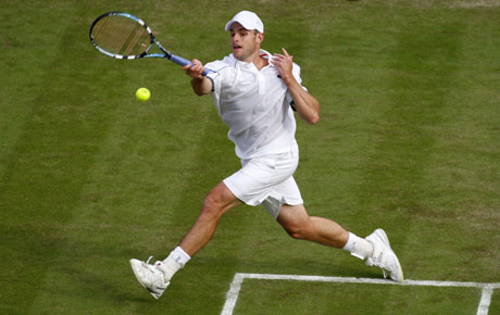 Американският тенисист Анди Родик отпадна на турнира по тенис Уимбълдън