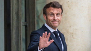 Френският президент Еманюел Макрон може да е прокарал непопулярната си