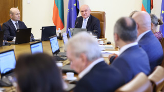 Работната група която създадохме за решаването на проблемите с буферните